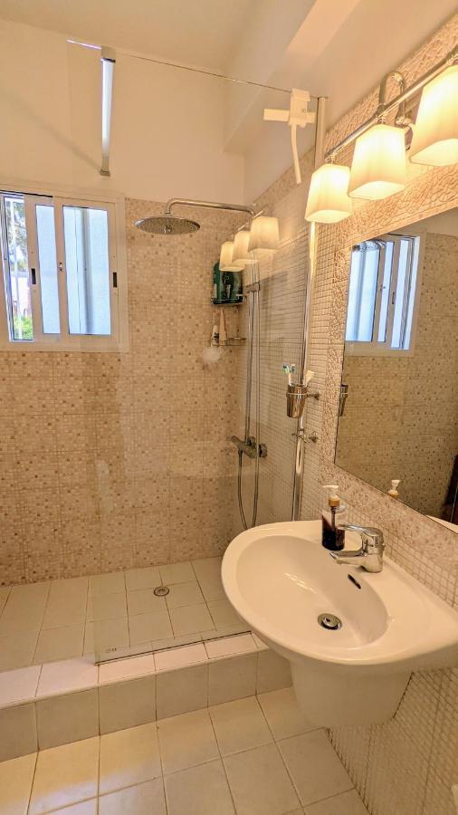 Stylish Garden Apartment At Paphos Harbour Zewnętrze zdjęcie